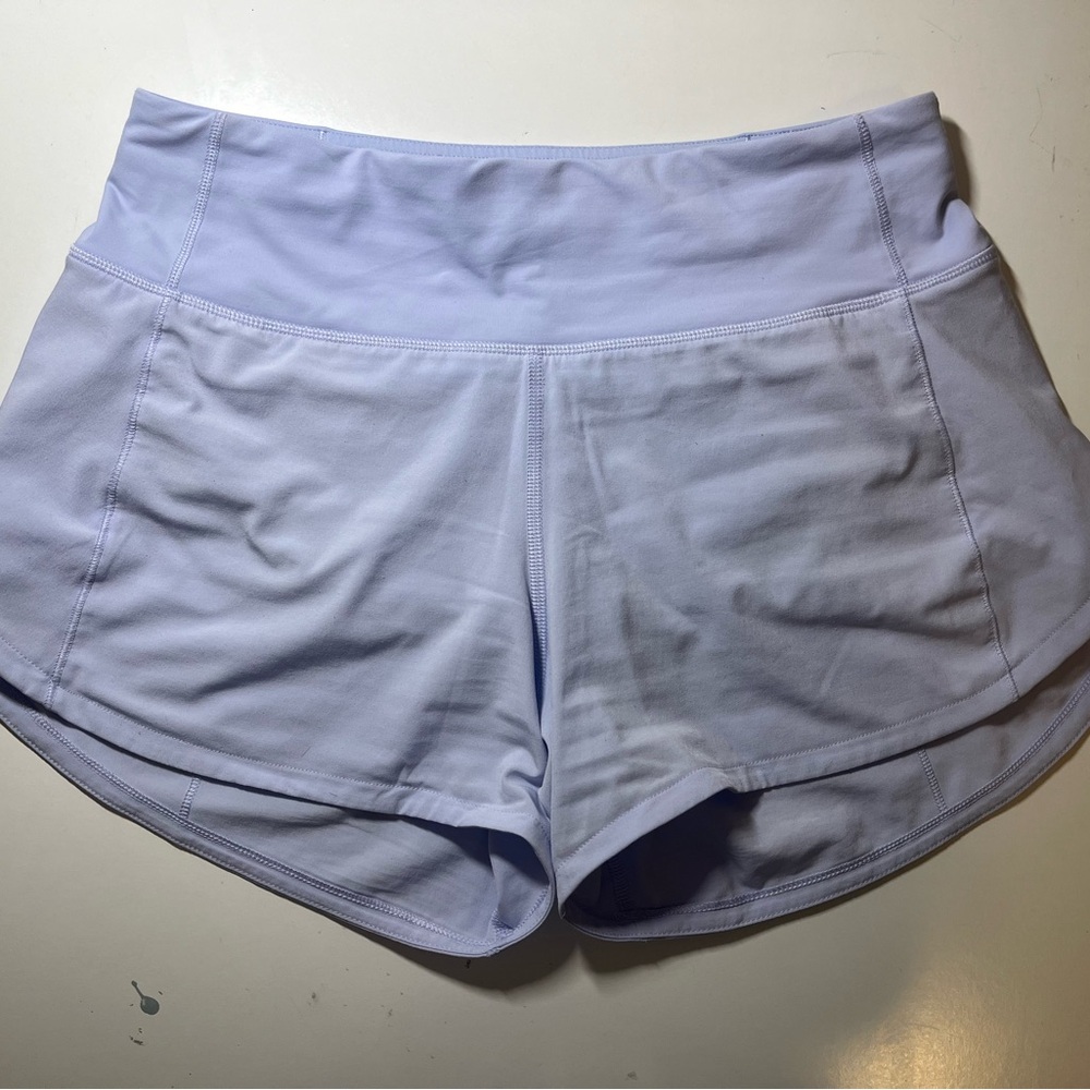 Lululemon Size 4 MR 4in Speed Up Shorts